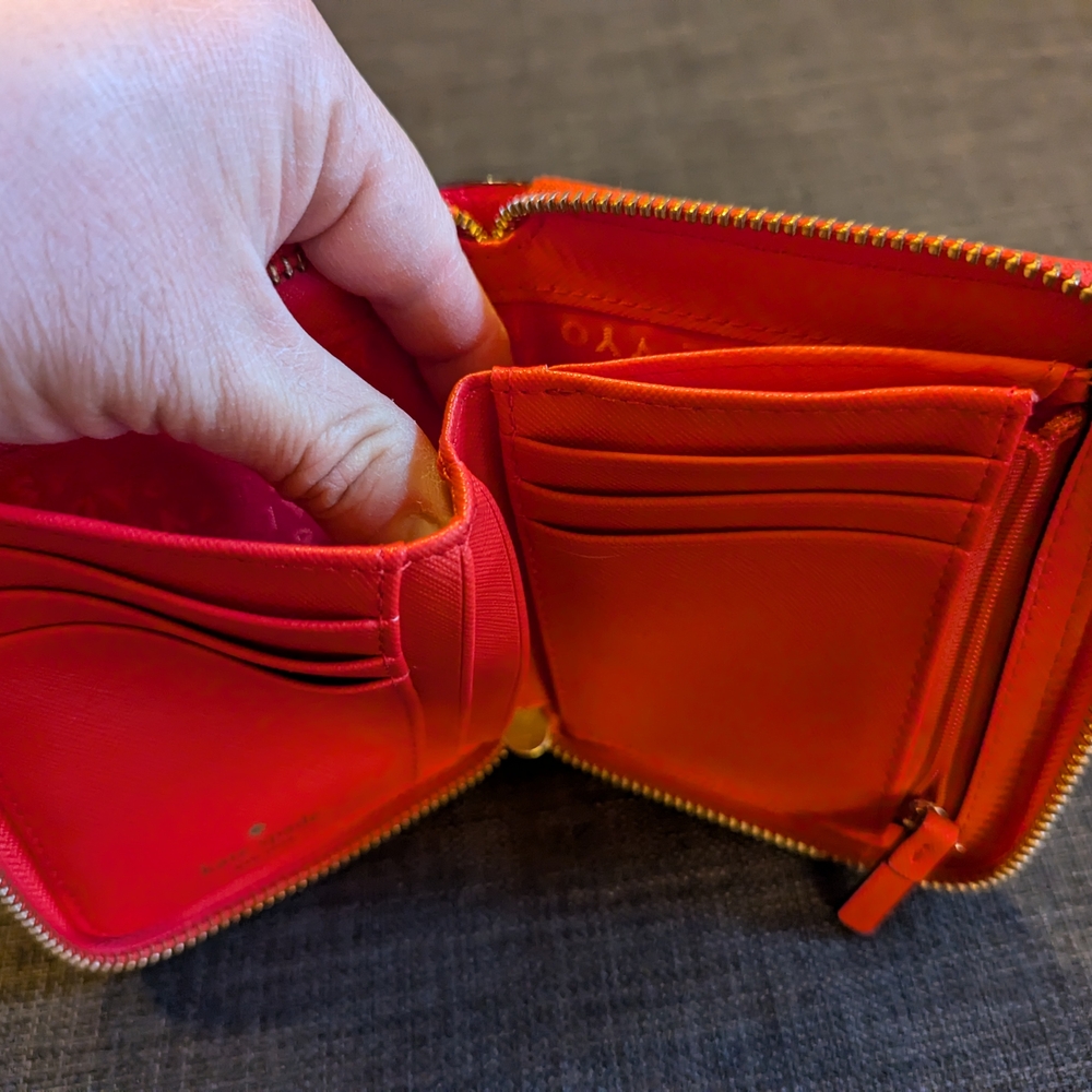 Matching Red Kate Spade Handbag/Crossbody Purse and Wallet Set - Picture 7 of 7